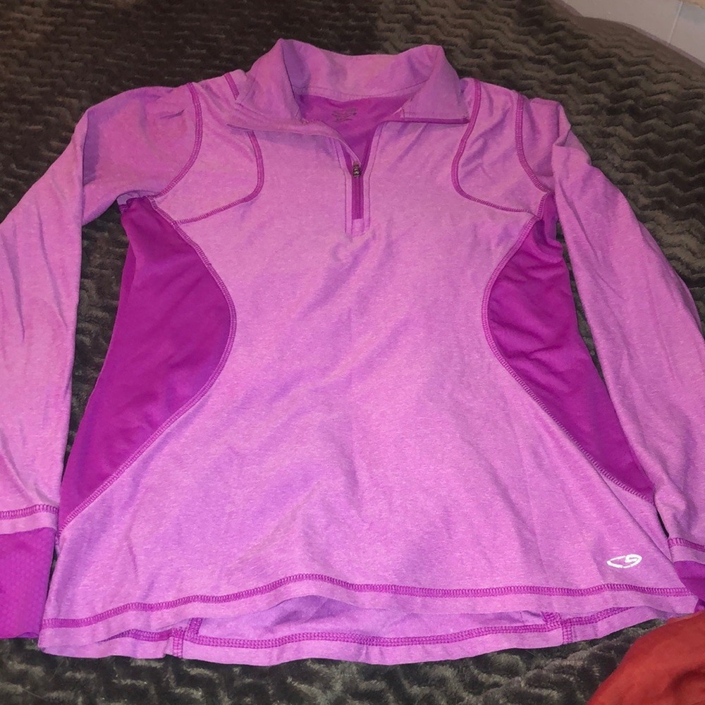 Champion light sweater